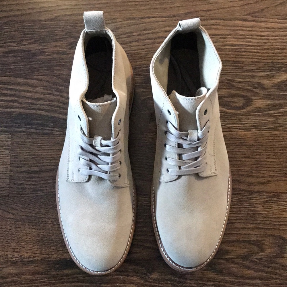NWOT Banana Republic Boots